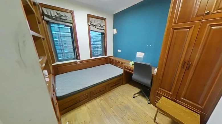 White Gold Coast - View 3