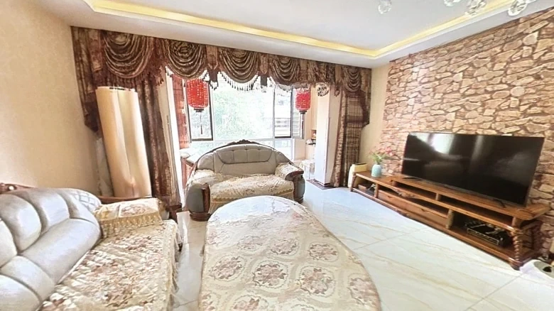 Modern Home Garden - View 8