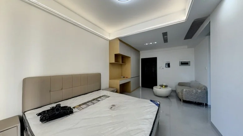 Pudong Garden - View 2