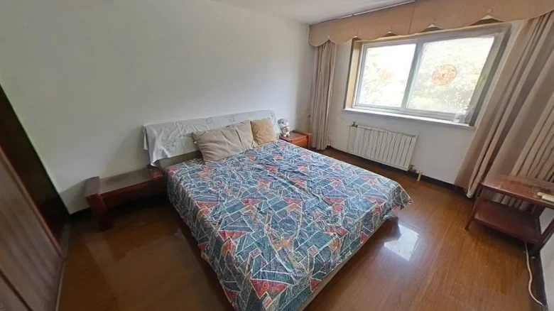 Mineral Spring Garden - View 2