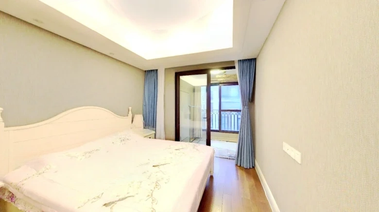 Cui Ping · Phoenix Water City - View 2