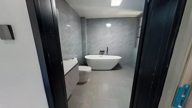 Zhengrong Riverside Purple Mansion Terrace - View 9