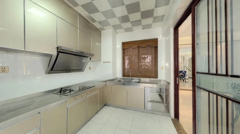 Poly Property Heartwhisper - View 8