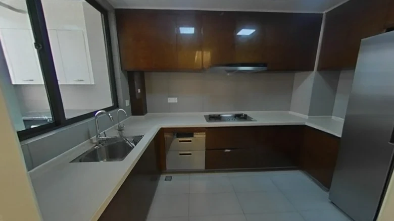 Front View Mansion - View 6