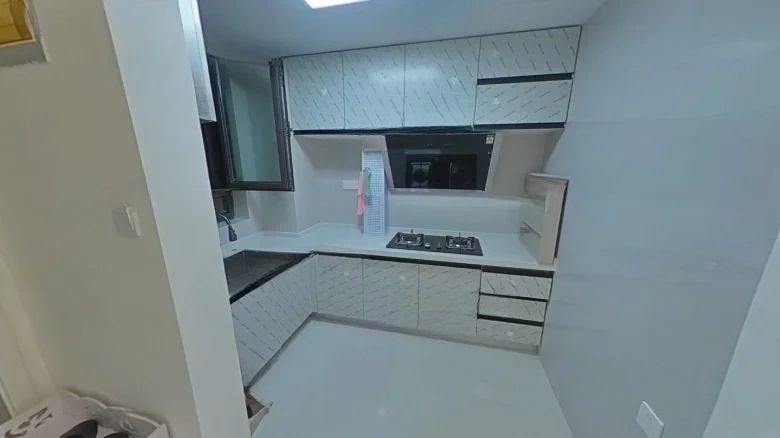 Oakwood Manor - View 4