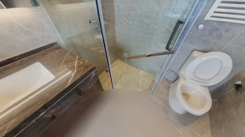 Blue Fountain Gate Manor - View 11