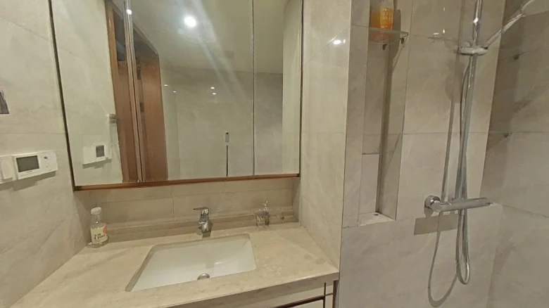 Era Riverside Maple Season Residence - View 10