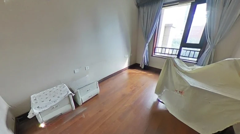 No. 1881 Residence - View 3