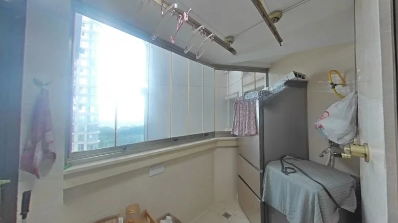 Palm Springs Phase IV - View 10