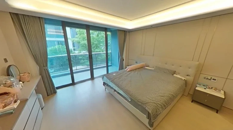 Dawn Moon Clarity Pavilion - View 3