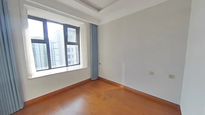 He Da Jun Yue - View 2