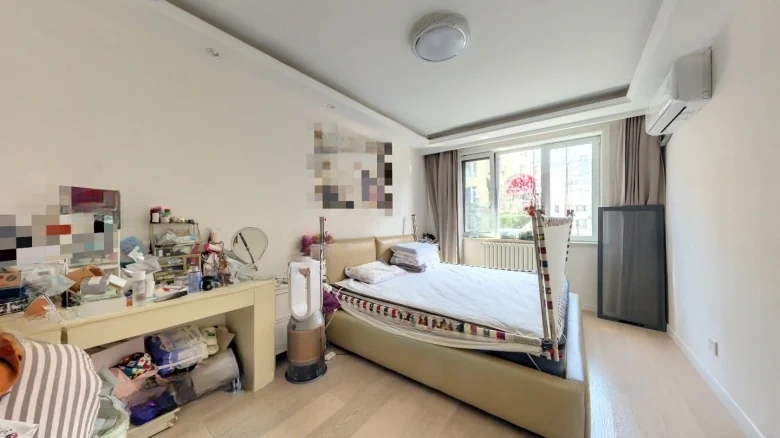 Magnolia Garden - View 2