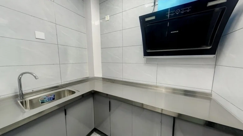 LiqulBroadway - View 5