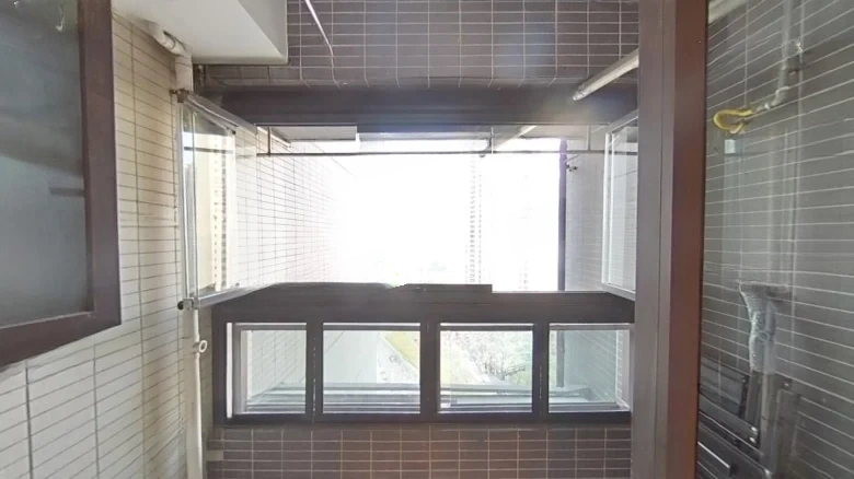 Poly Tianyue Apartment - View 9