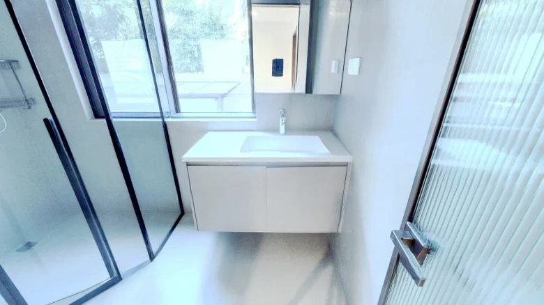 Dream Lake Villa莊 is typically how it would be rendered in English, keeping - View 15