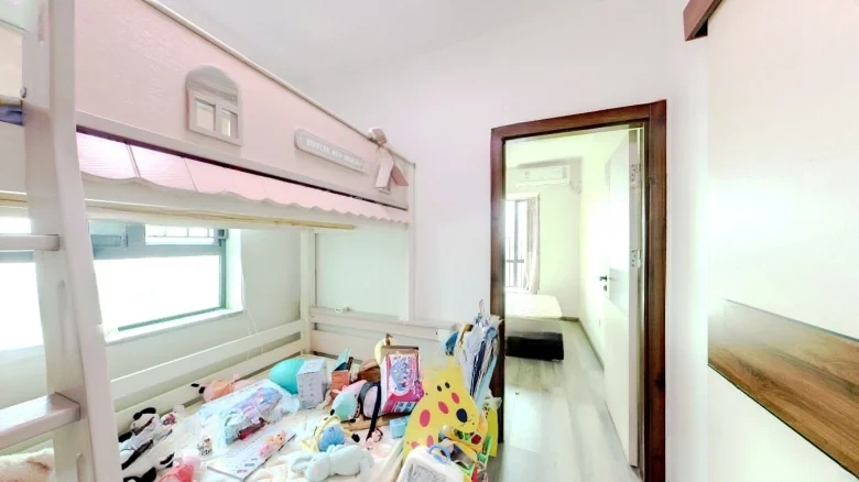 Dong Yin Plaza - View 3