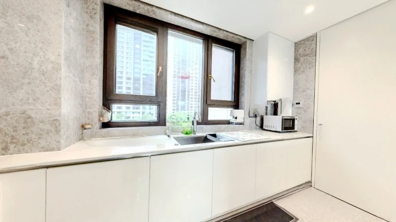 Silver Abundance Nine Treasures City Long Mansion - View 8