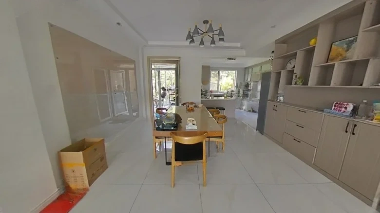 Eminent Hill Family Residence - View 8