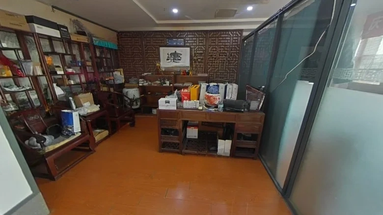 Double Crown Nanmen Commercial Plaza - View 4