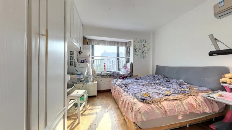 He Tian Shang Cheng - View 5