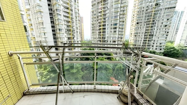 Pati Waterfront - View 9