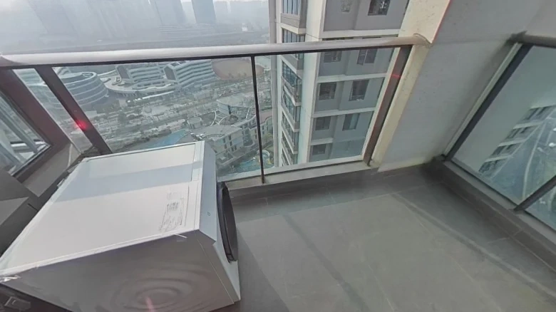 Riverfront Imperial Iris Mansion - View 11