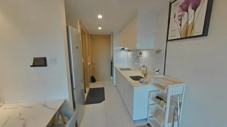 Golden Center Jinghua Apartments - View 4