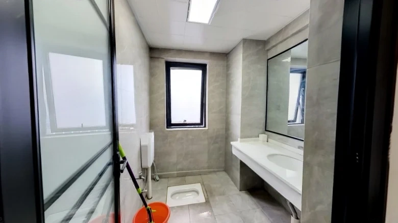 Rebuilt Earth Starlight Real Estate - View 7