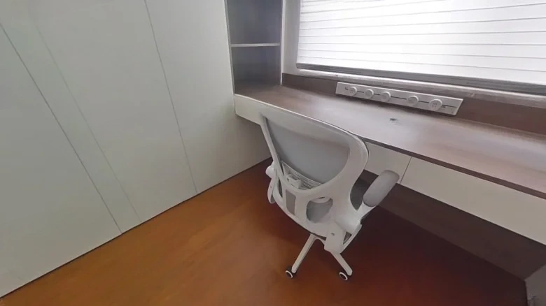 Zhenrong Riverside Purple Palace - View 2