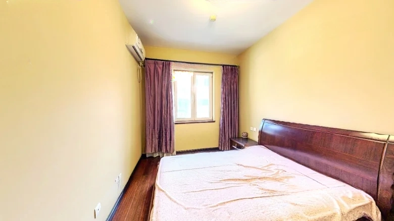 Famous Capital Garden - View 5