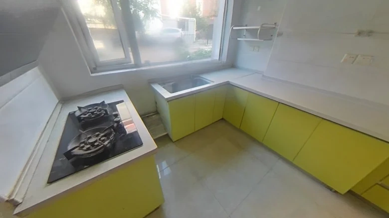 Longyin Li - View 11