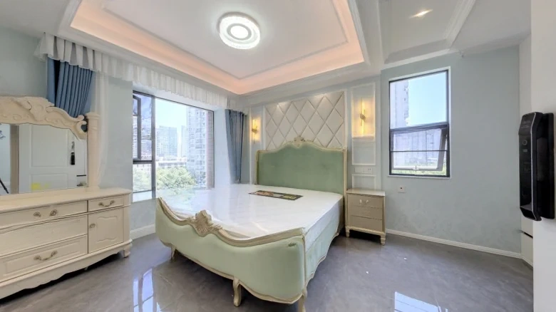 Crystal Blue Peninsula Phase I - View 3