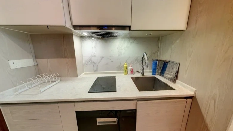 Xinhe Silver Lake Sky Peak - View 4