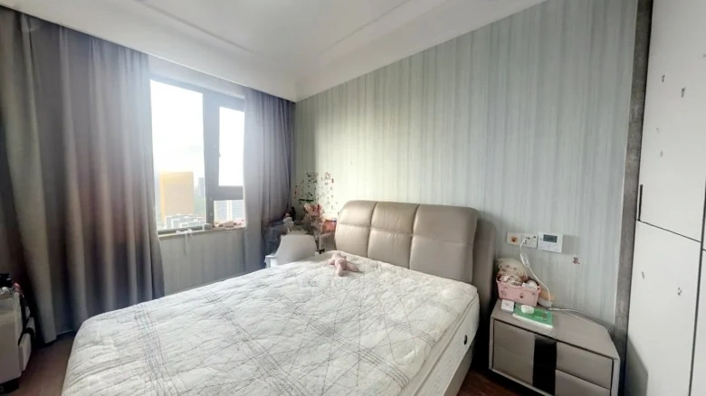 Starlight Square - View 5