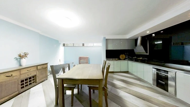 Golden River Celebrity Family Estate - View 8