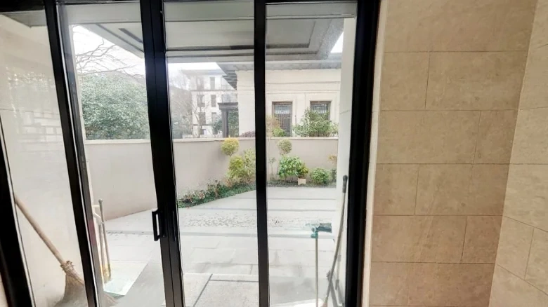 High Tech Purple Micro Hall - View 14