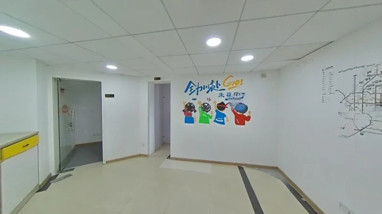 High Tech Tower - View 9