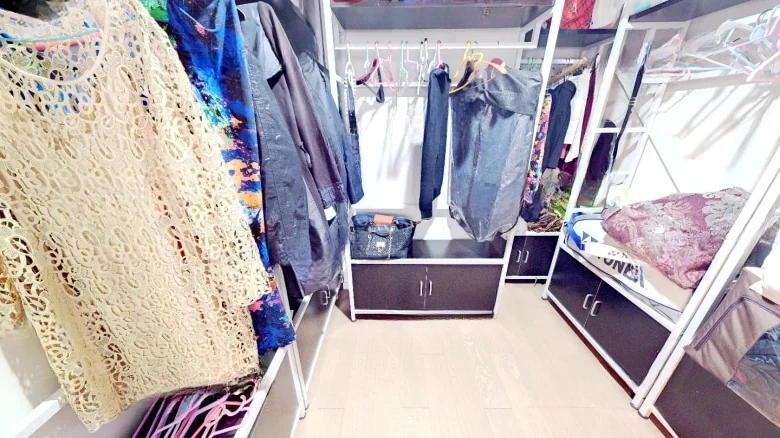 Water Accumulation Abundant Fragrance Moon Listening Pavilion - View 10