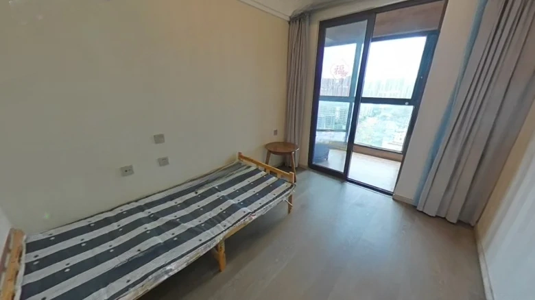 Clock South Street No 118 - View 5