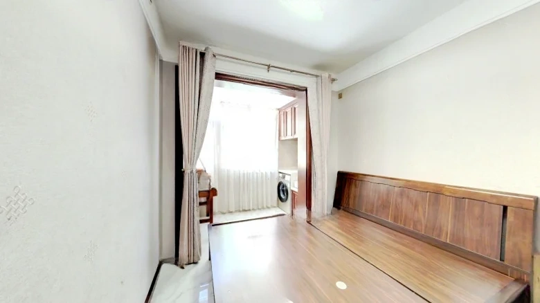 Tianshan Xi Hu Phase II - View 3