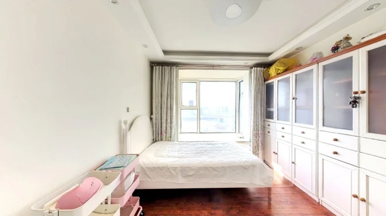 Imperial View New World - View 2