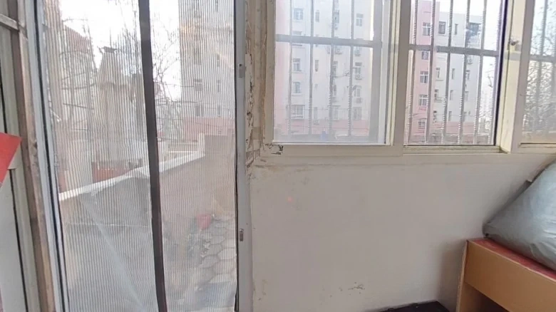 Cloudy Sky Road - View 5