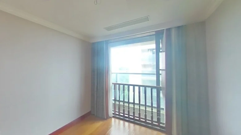 Rural Idyll Verdant Cloud Courtyard - View 4