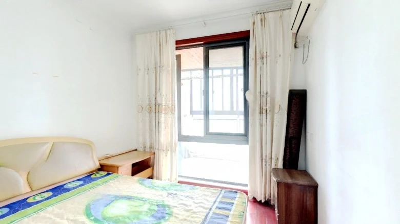 East District of Yadong City - View 2