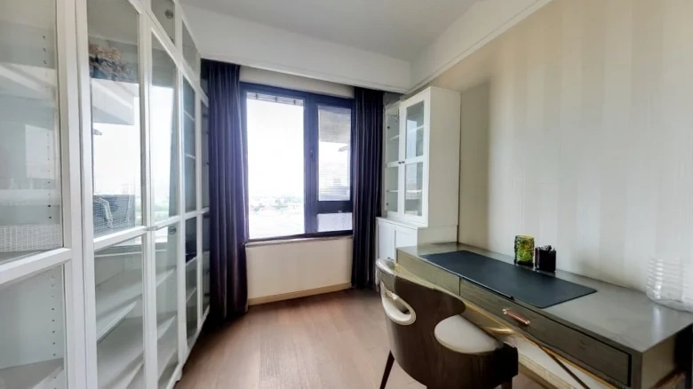 Zhongnan Street 118 - View 5