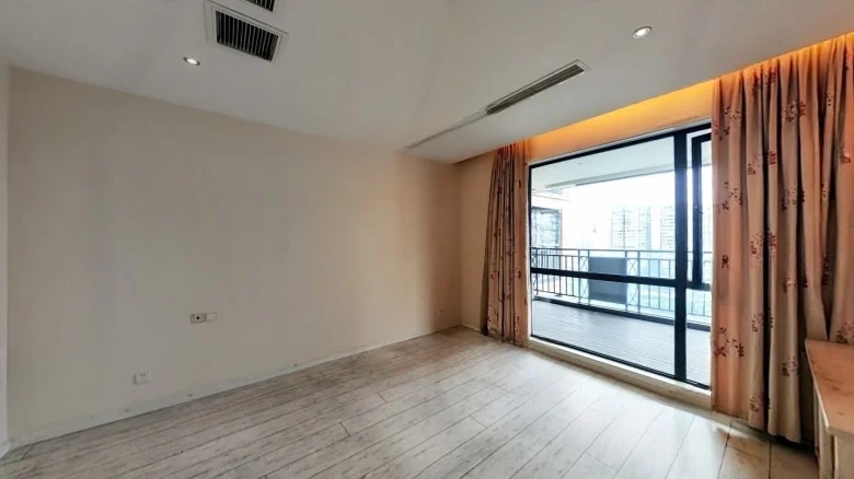 Purple Sandalwood - View 3