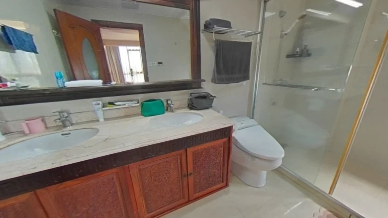 MacauHong Kong Centre - View 17