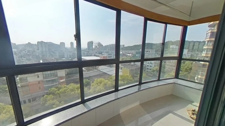 Plum Named Mansion - View 14