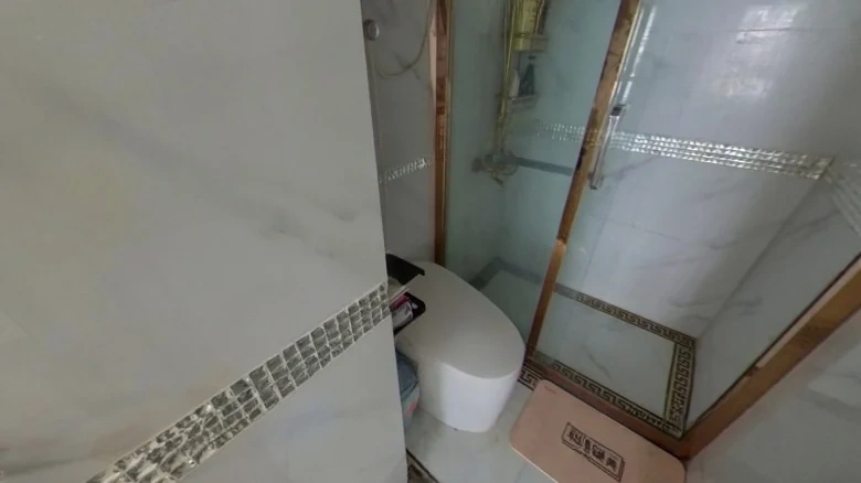 Horsewood Apartment - View 5