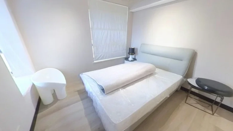 Royal Emerald Court - View 2